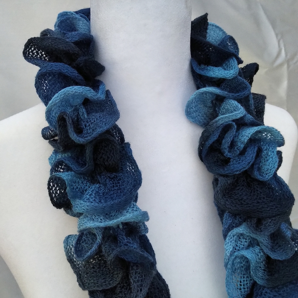 Handmade Scarf - Picture 4 of 5
